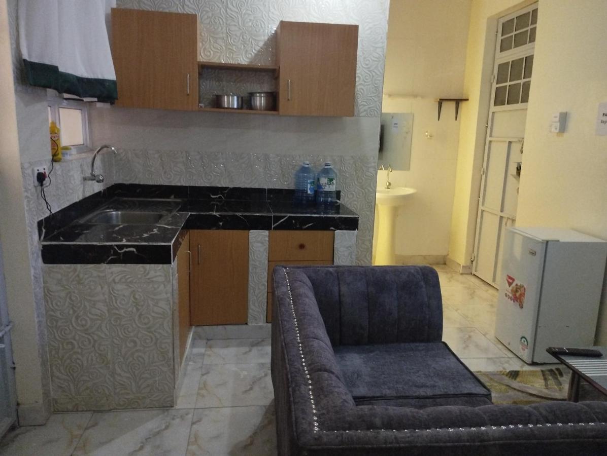 Divine Studio Bed and Breakfast Mombasa Eksteriør billede